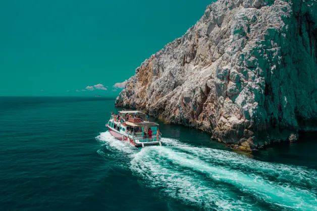 Hydra island vacations, horseriding